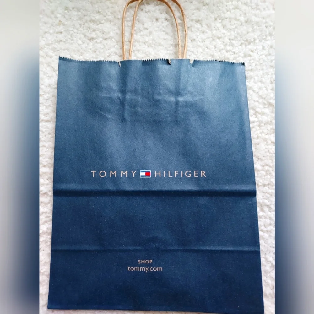 New 15 Blue Tommy Hilfiger Shopping Bags